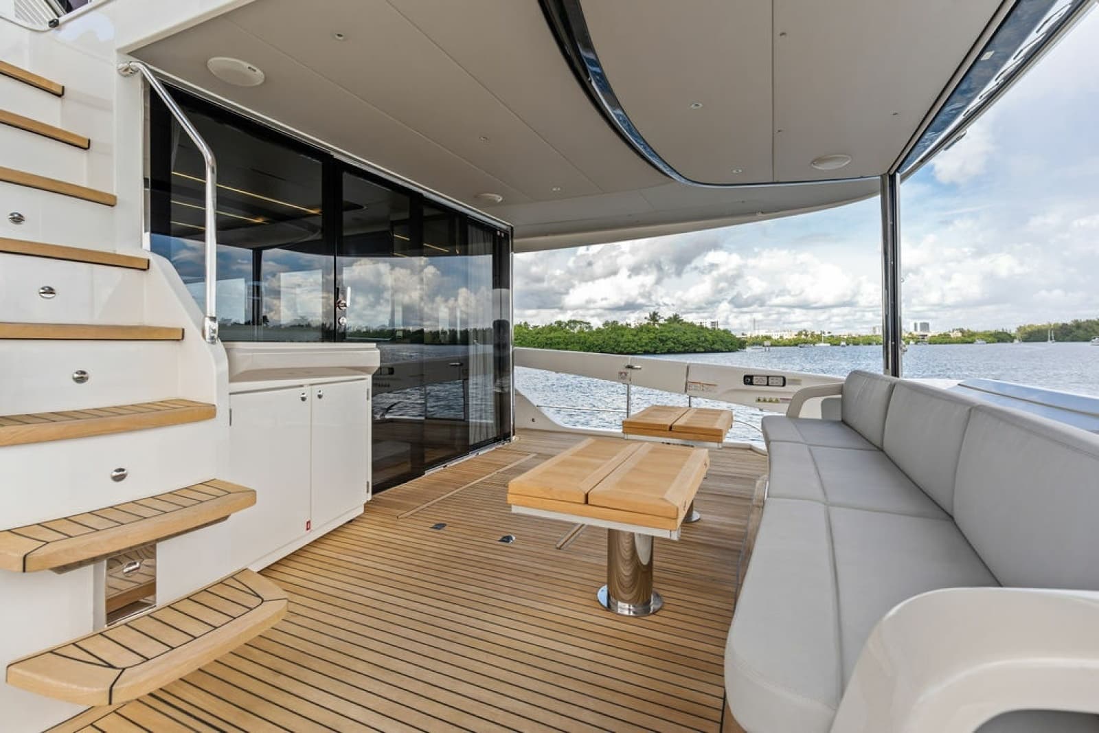 2023 Absolute Navetta 64 - Photo 39