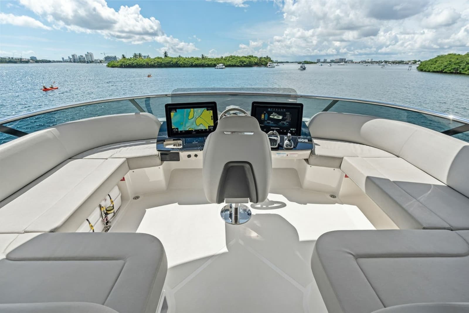 2023 Absolute Navetta 64 - Photo 22