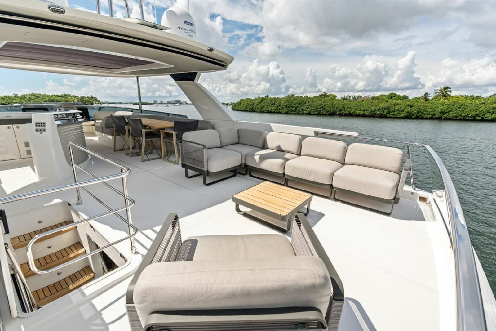 2023 Absolute Navetta 64 - Photo 17