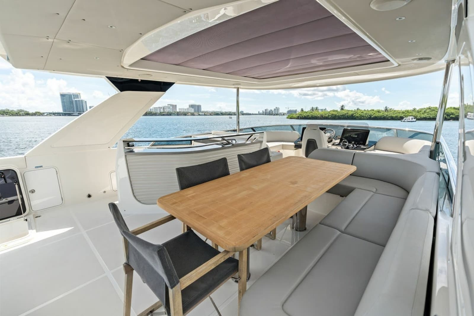 2023 Absolute Navetta 64 - Photo 26