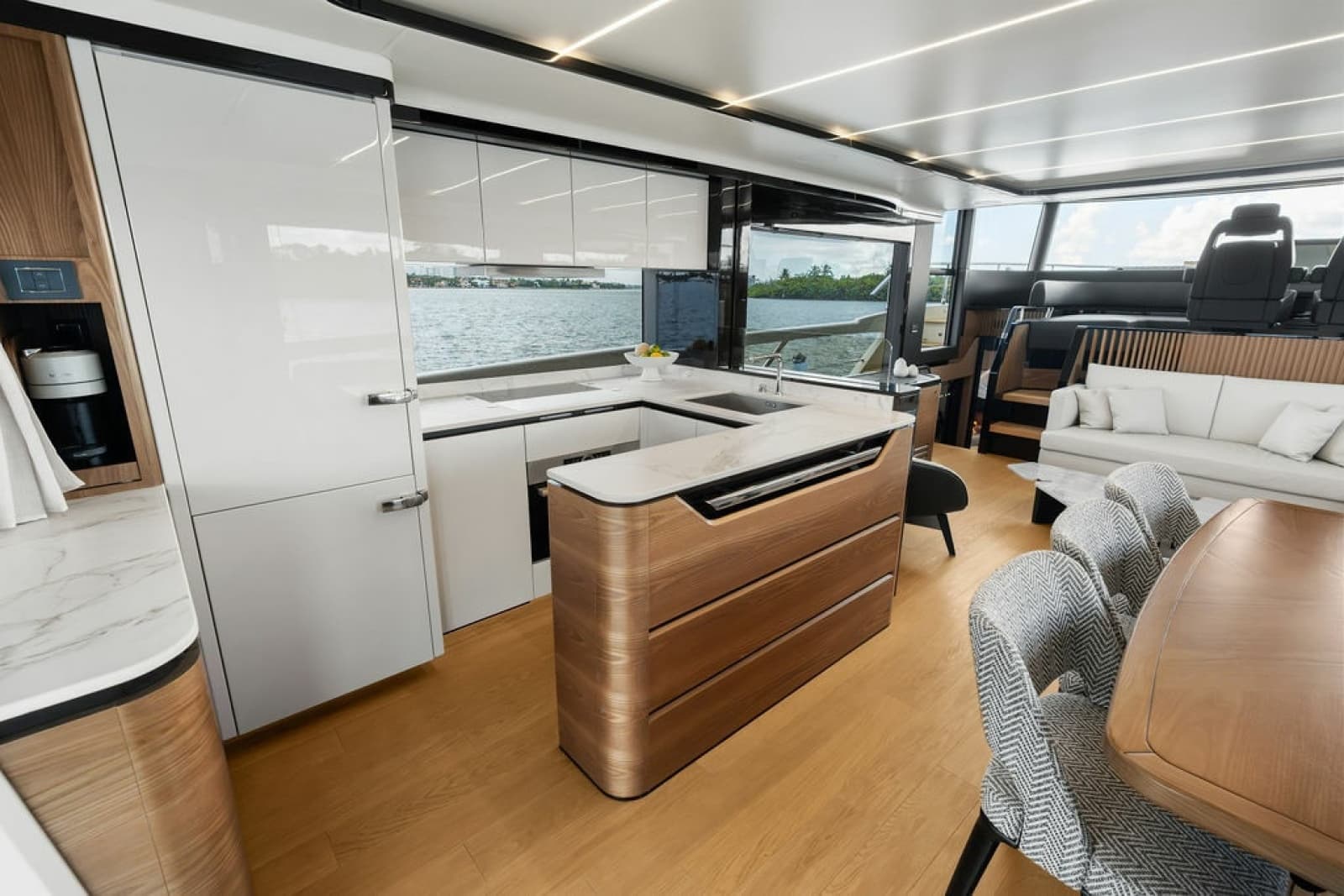 2023 Absolute Navetta 64 - Photo 59