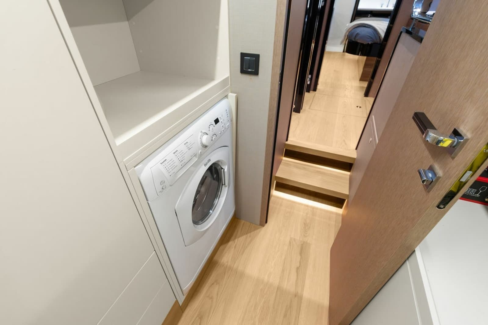 2023 Absolute Navetta 64 - Photo 94