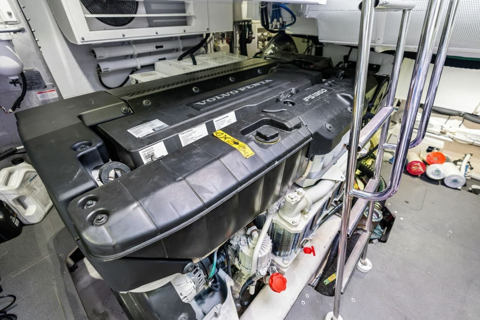 2023 Absolute Navetta 64 - Photo 104