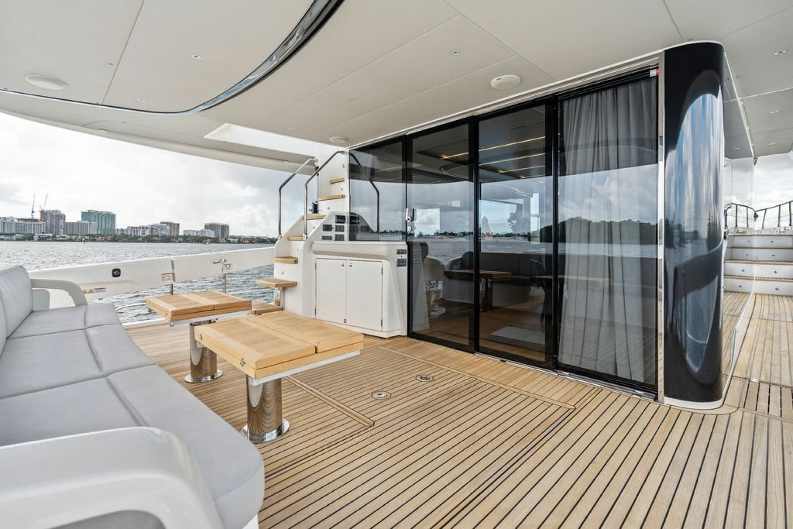2023 Absolute Navetta 64 - Photo 43
