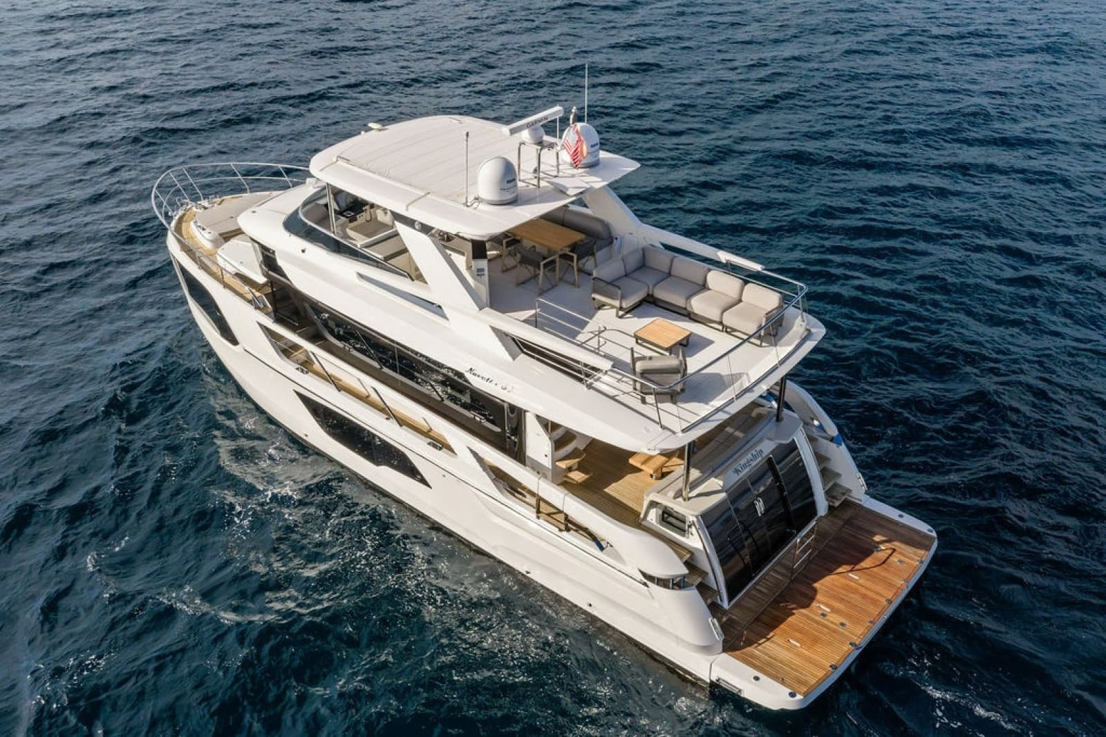 2023 Absolute Navetta 64 - Photo 6