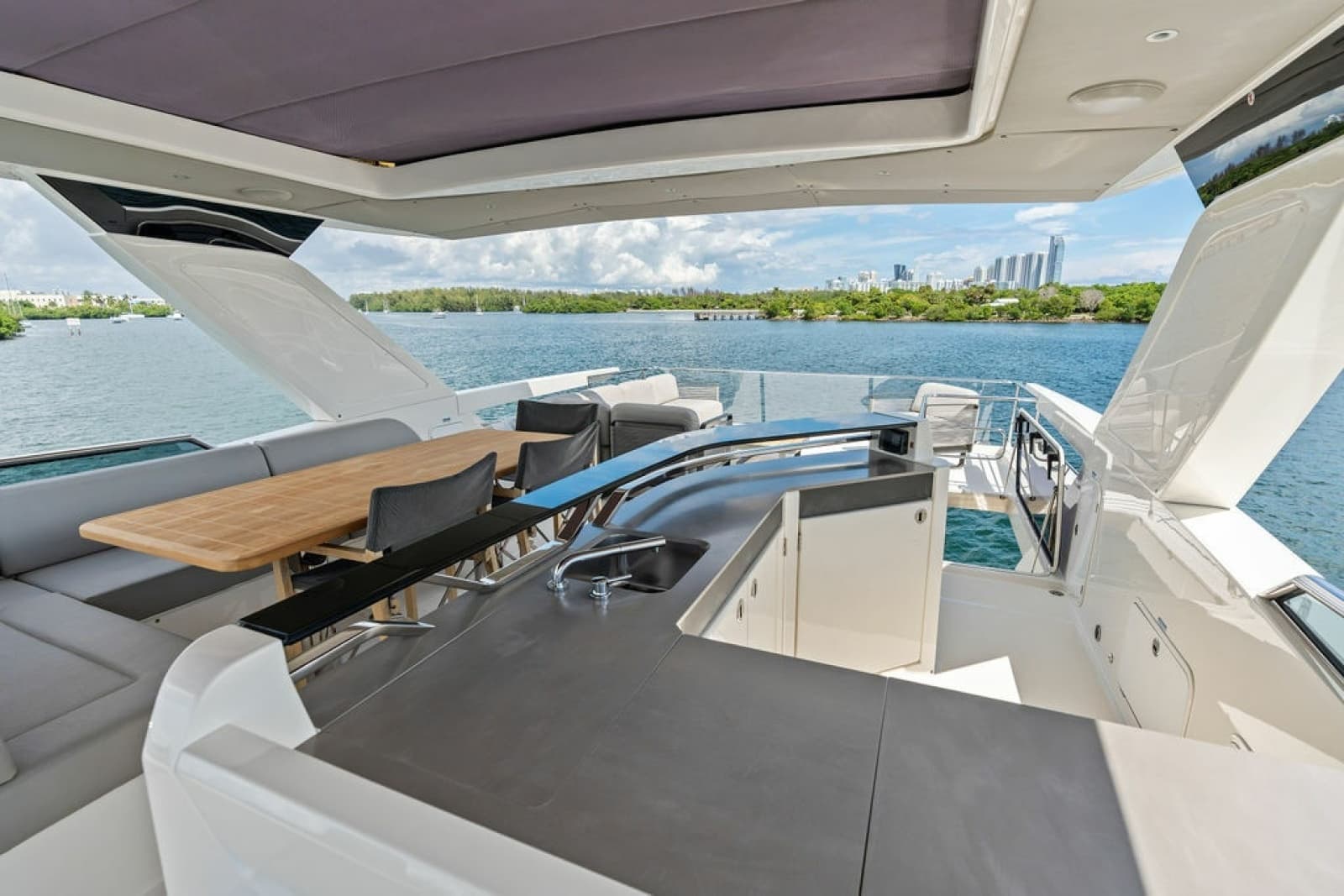 2023 Absolute Navetta 64 - Photo 32