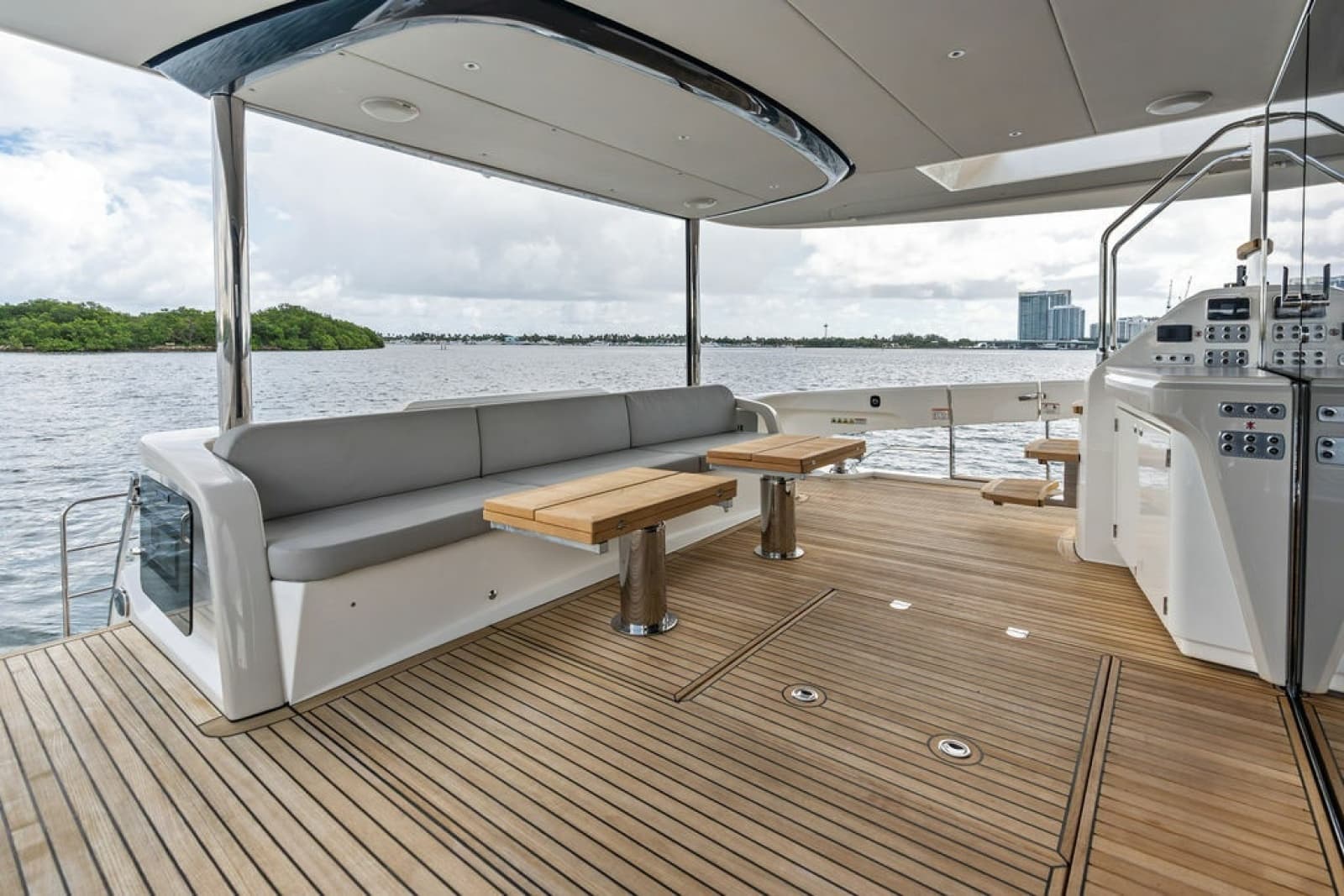 2023 Absolute Navetta 64 - Photo 40