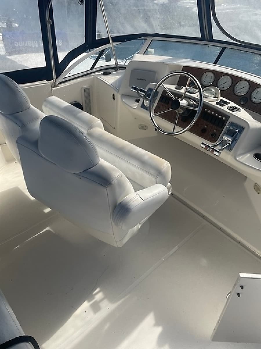2004 Silverton 35 Motor Yacht - Photo 3