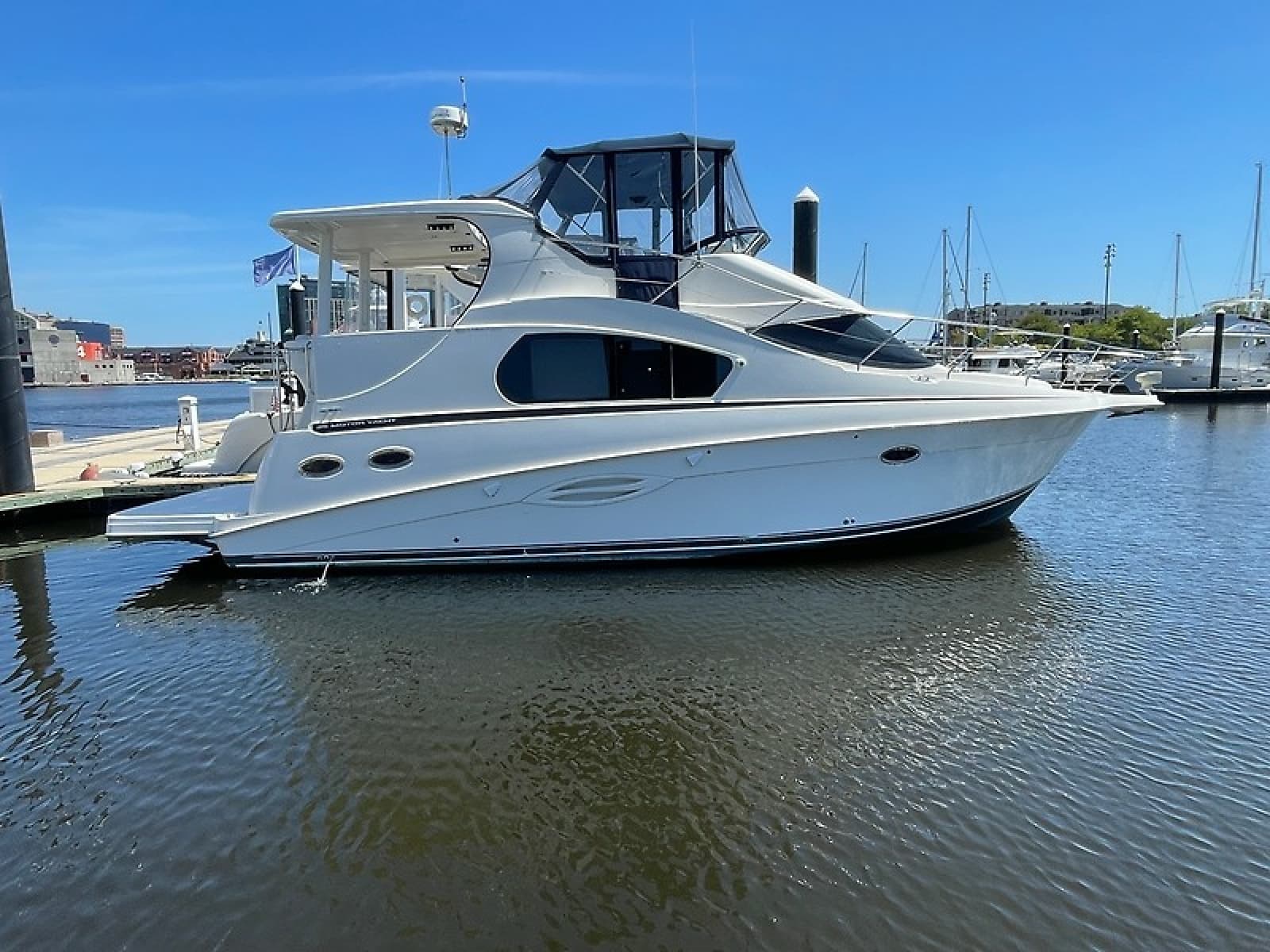 2004 Silverton 35 Motor Yacht - Photo 1