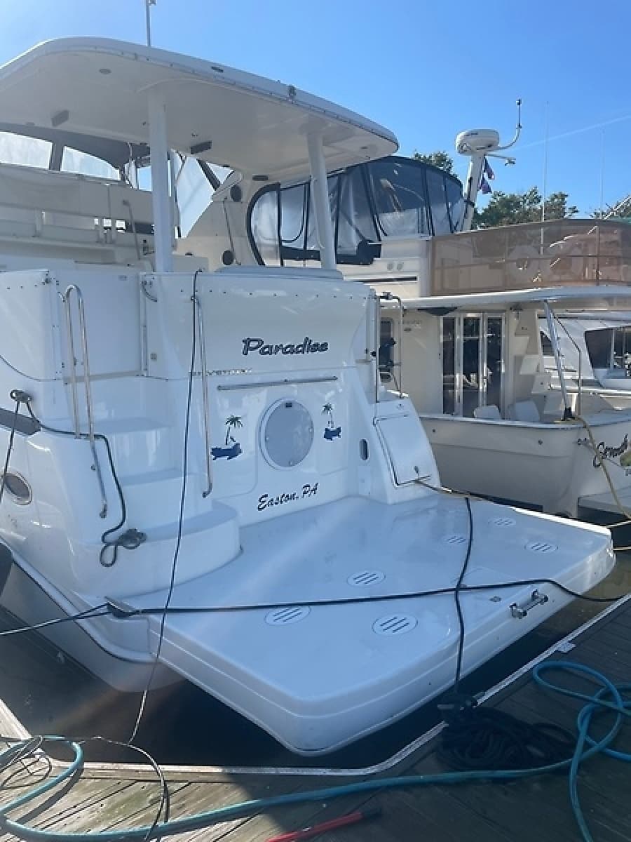 2004 Silverton 35 Motor Yacht - Photo 4