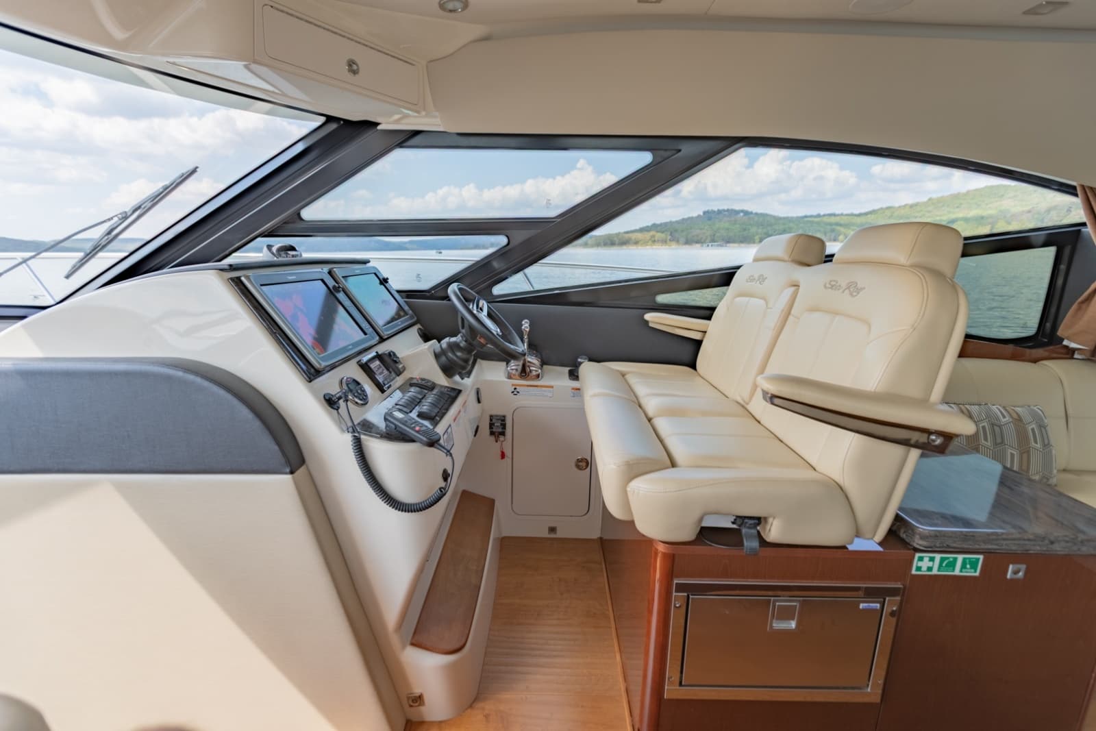 2015 Sea Ray  - Photo 14