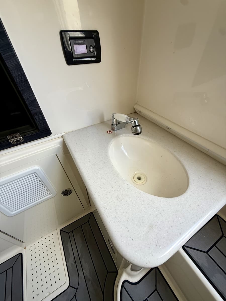 2021 Cobia 350 - Photo 29