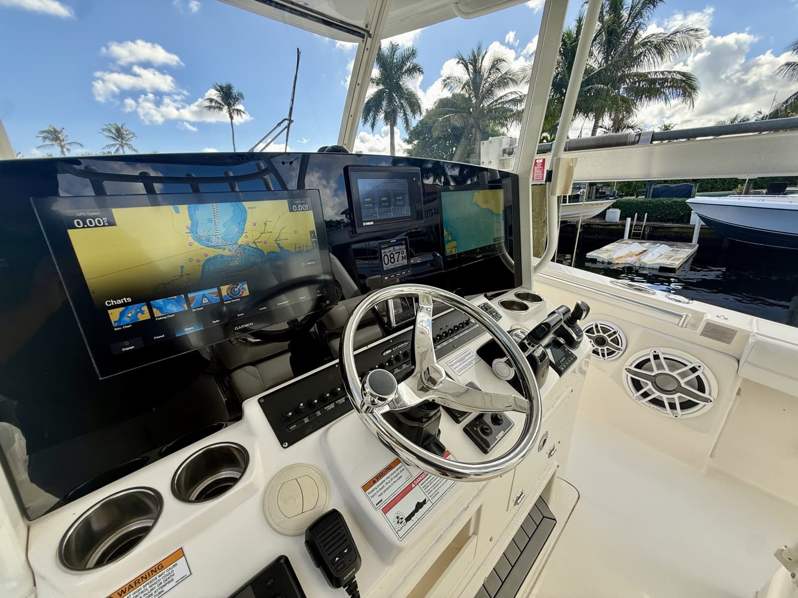 2021 Cobia 350 - Photo 13