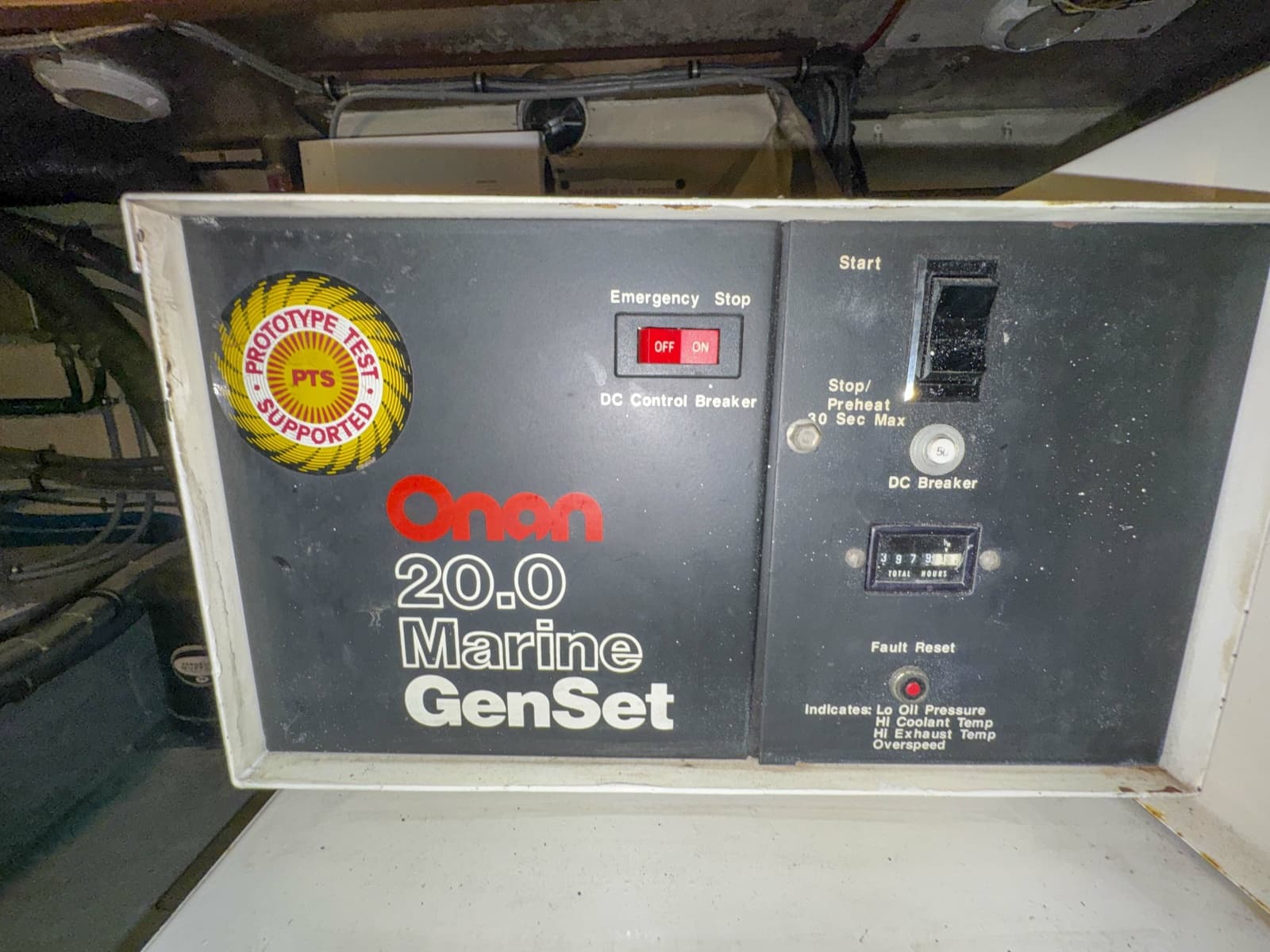 1991 Hatteras 70 Cockpit Motor Yacht - Photo 43