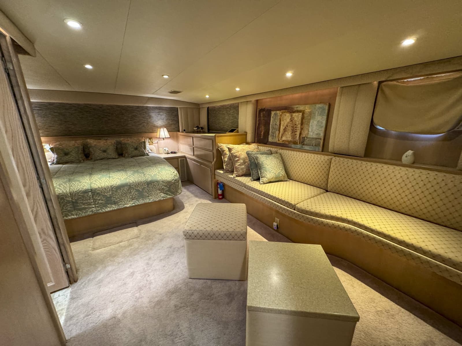 1991 Hatteras 70 Cockpit Motor Yacht - Photo 30