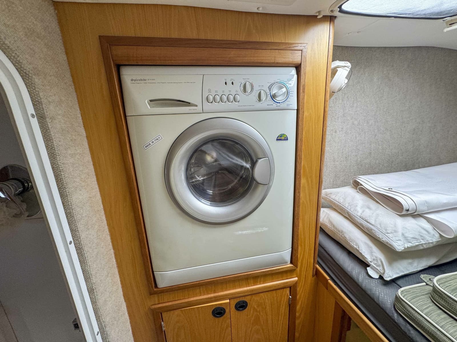 2007 Manta 42 Mk IV - Photo 26