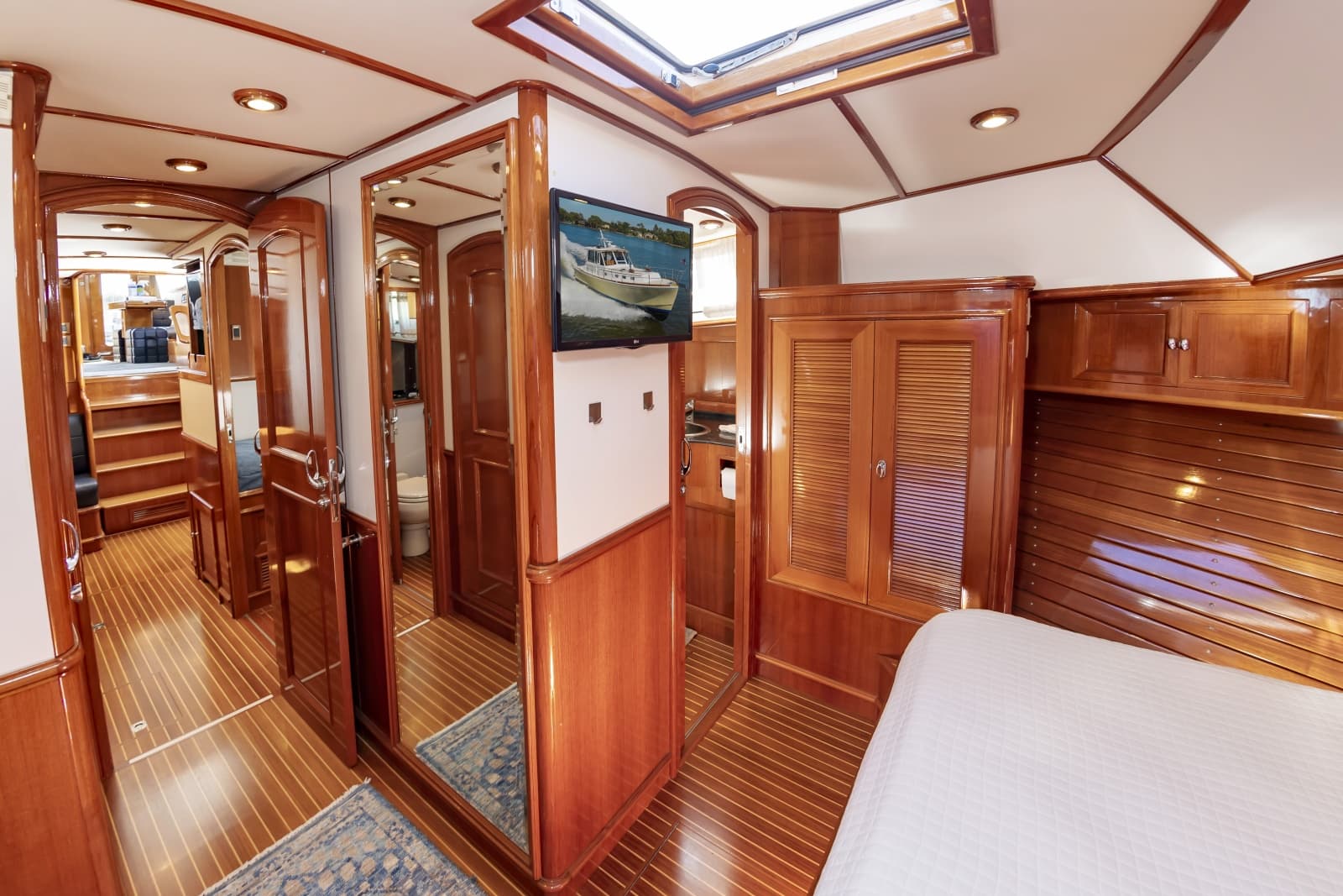 2007 Grand Banks  - Photo 48