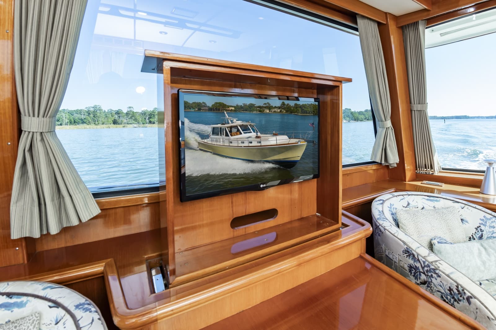 2007 Grand Banks  - Photo 19