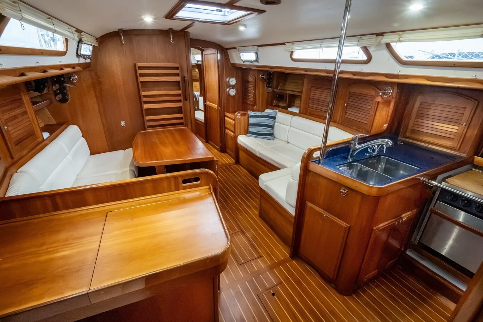 2005 Sabre 426 - Photo 24