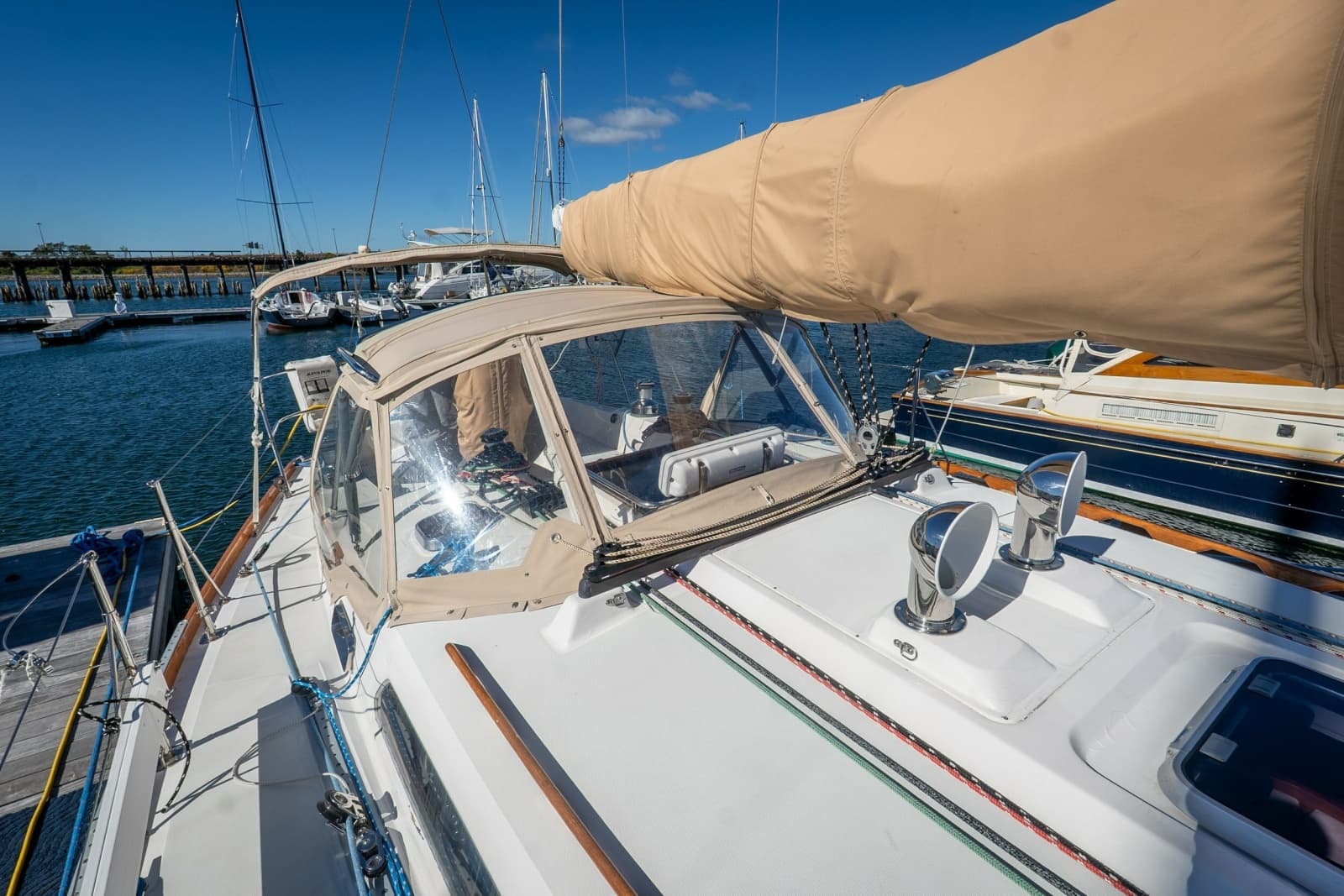 2005 Sabre 426 - Photo 36