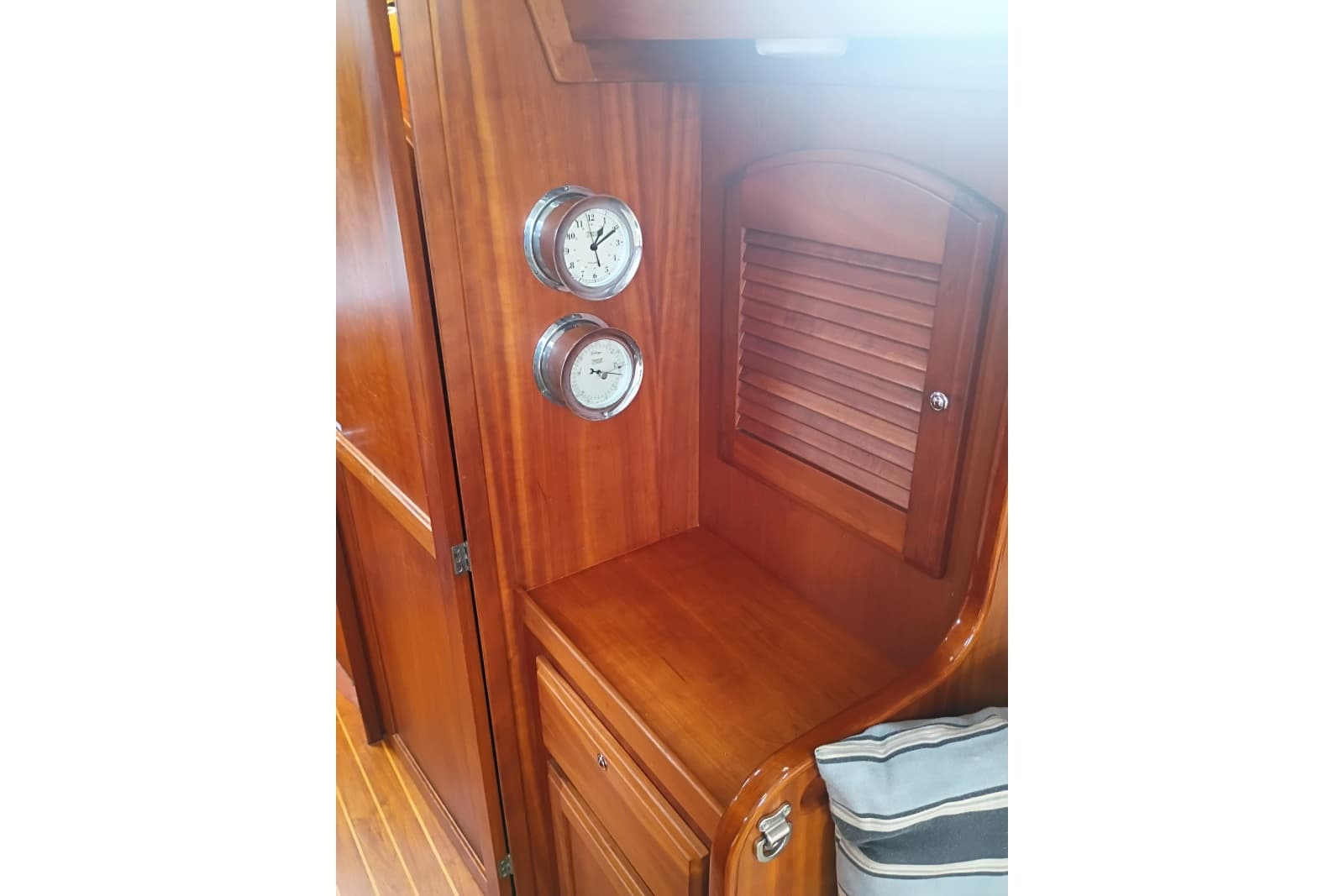 2005 Sabre 426 - Photo 68