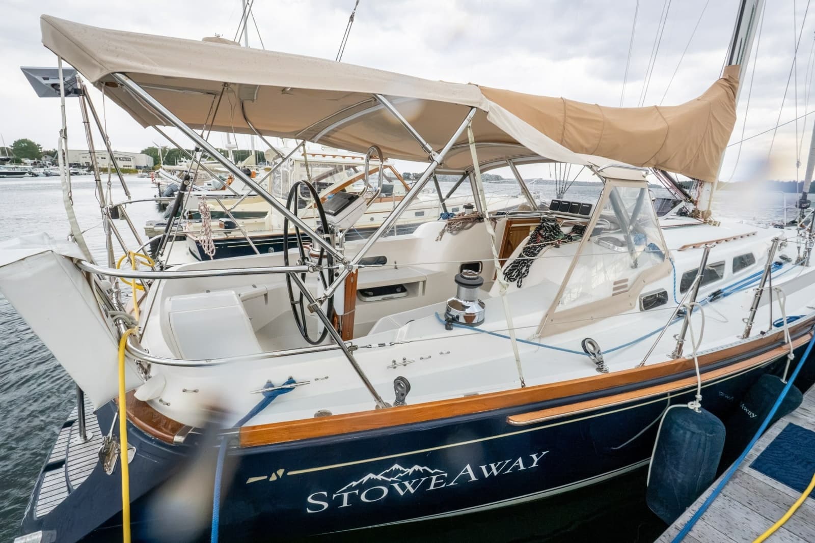 2005 Sabre 426 - Photo 9