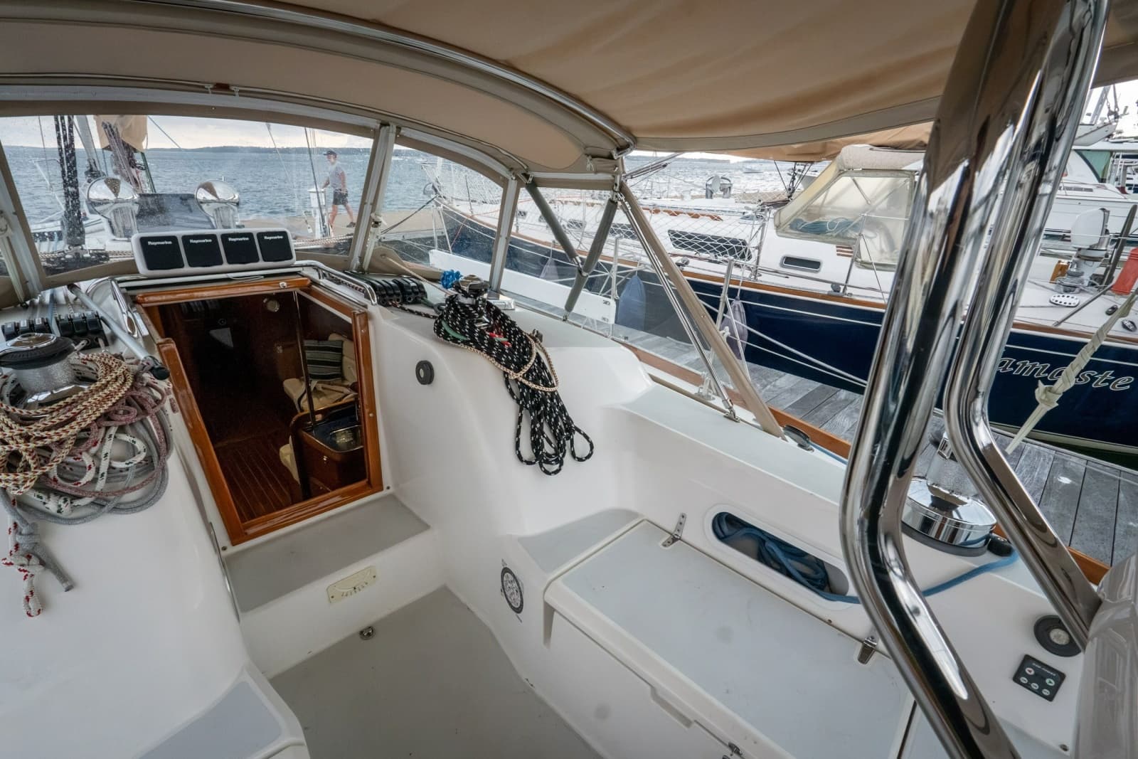 2005 Sabre 426 - Photo 4