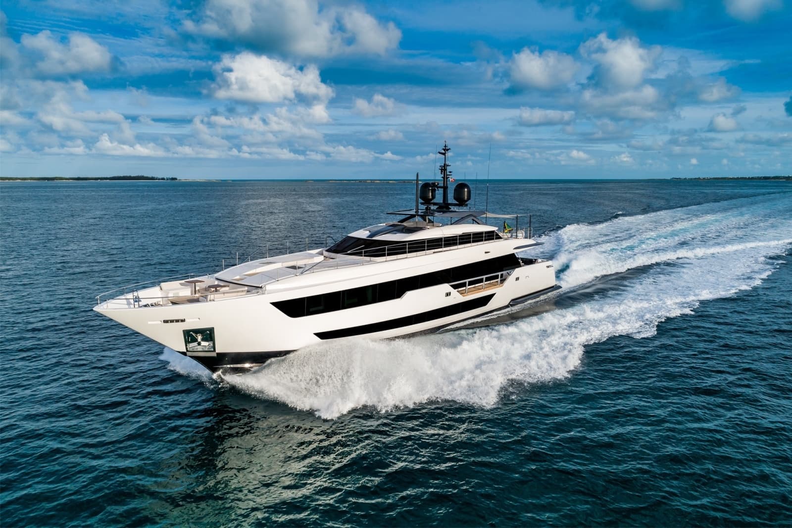 2024 Custom Line 120 - Photo 7