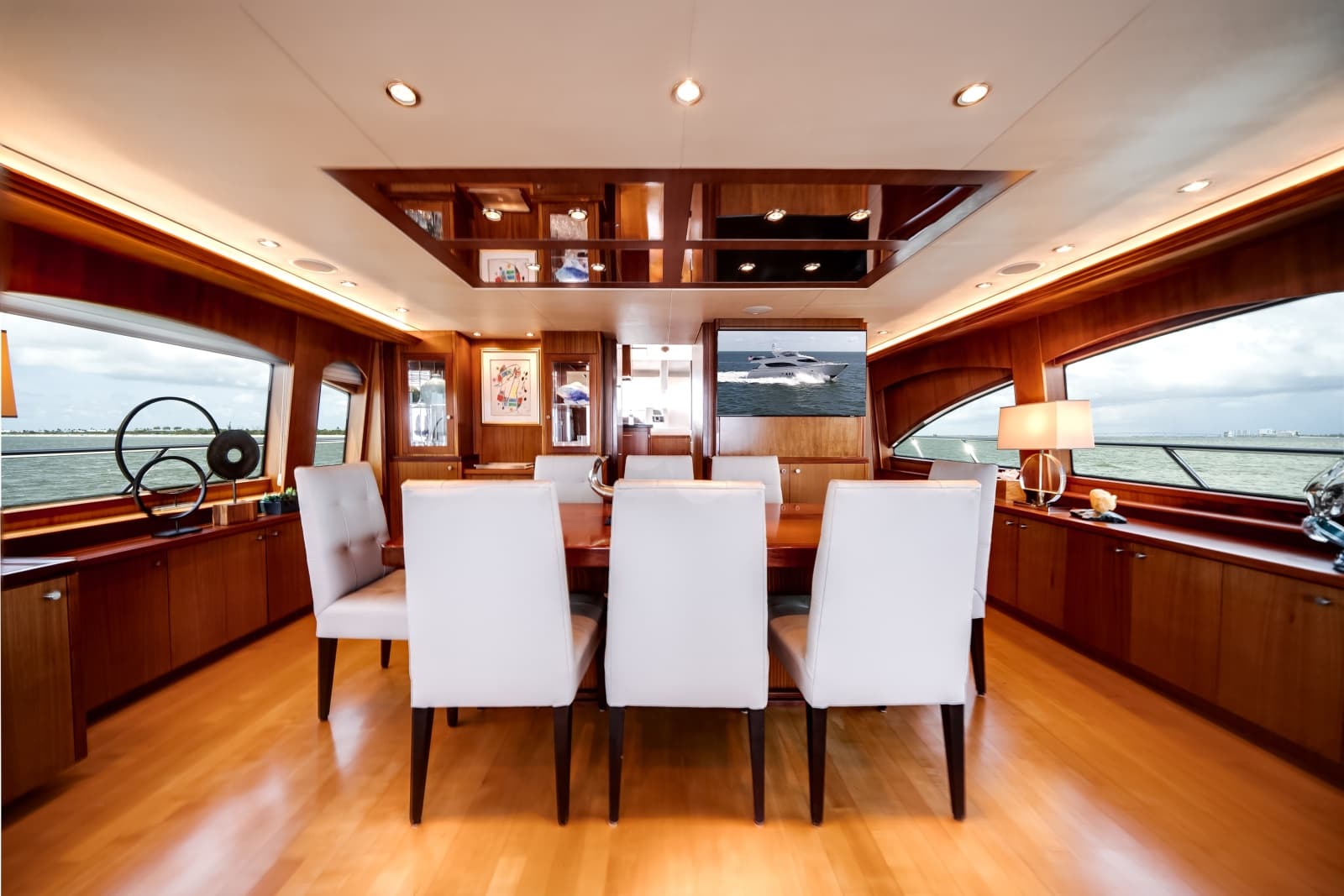 2008 Hatteras  - Photo 23