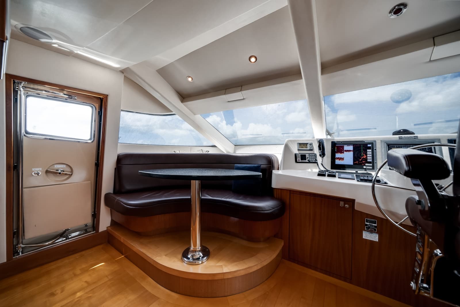 2008 Hatteras  - Photo 34