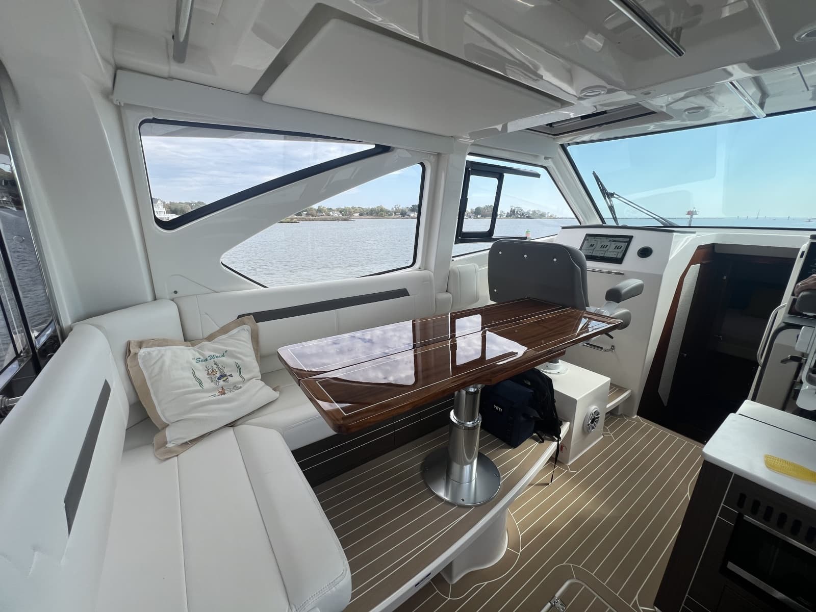 2025 Pursuit OS 445 Offshore - Photo 6
