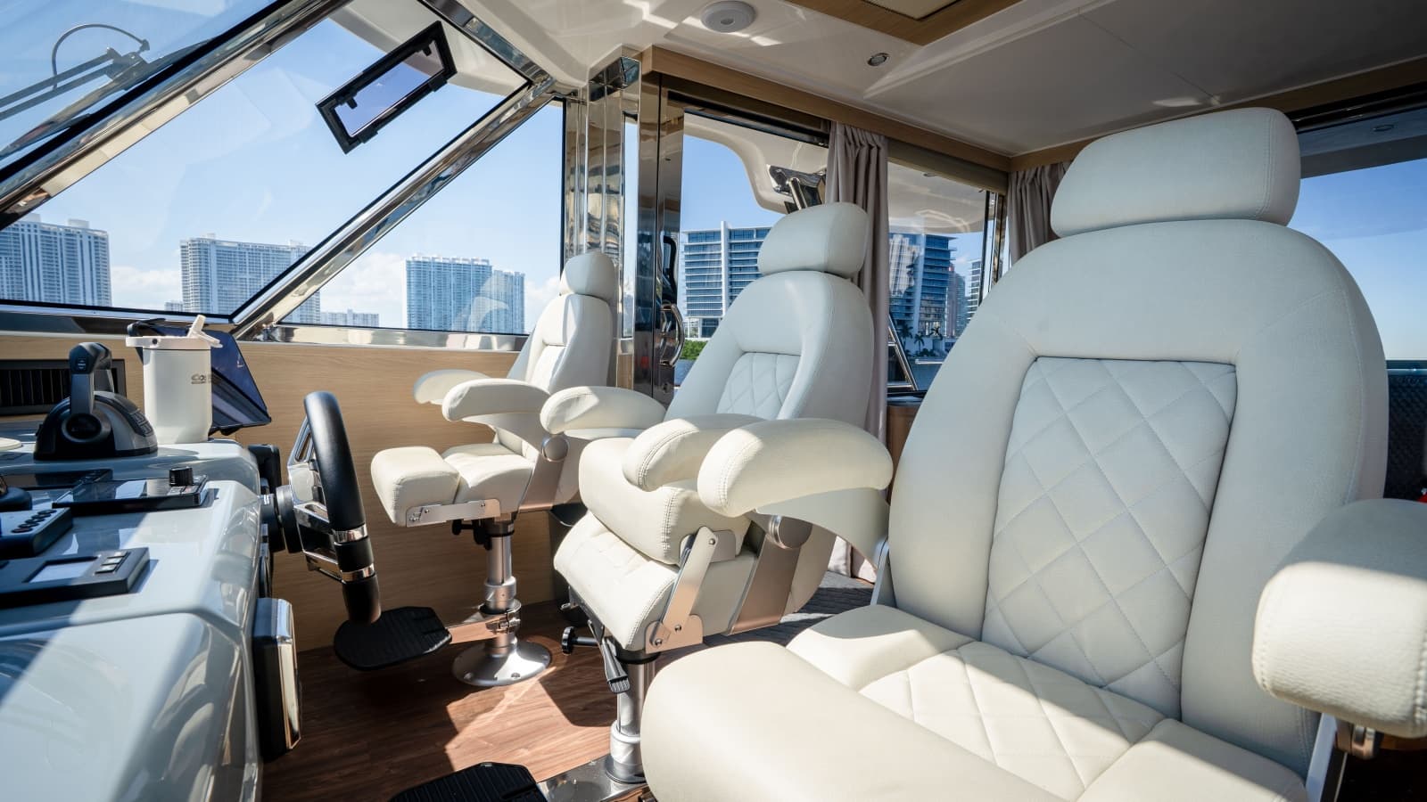 2025 Aquila 54 Yacht - Photo 15
