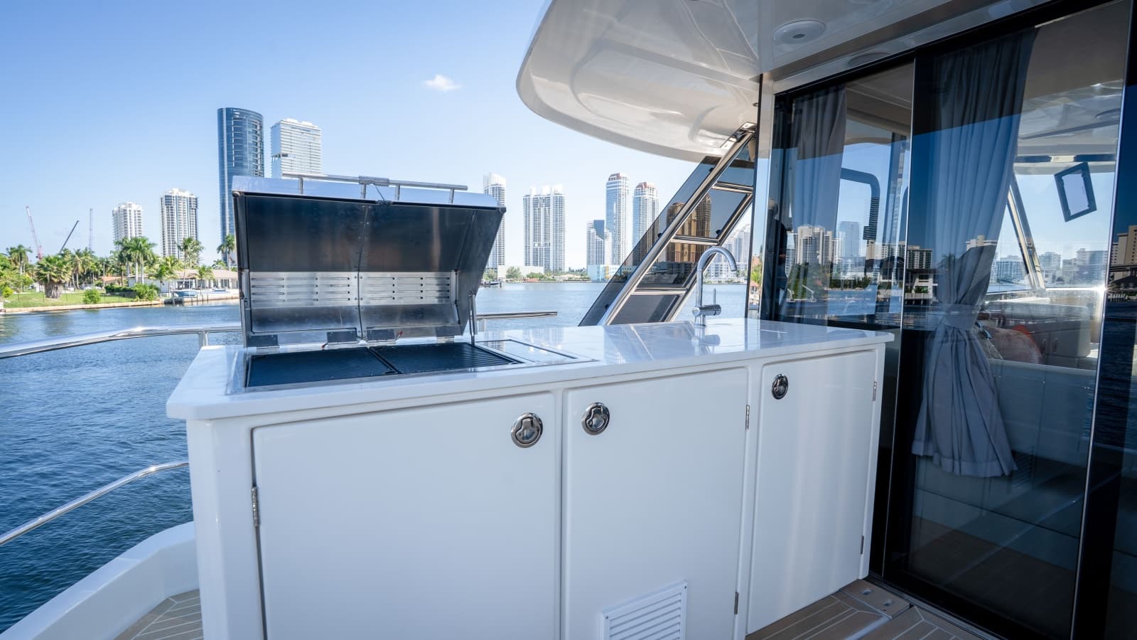 2025 Aquila 54 Yacht - Photo 21
