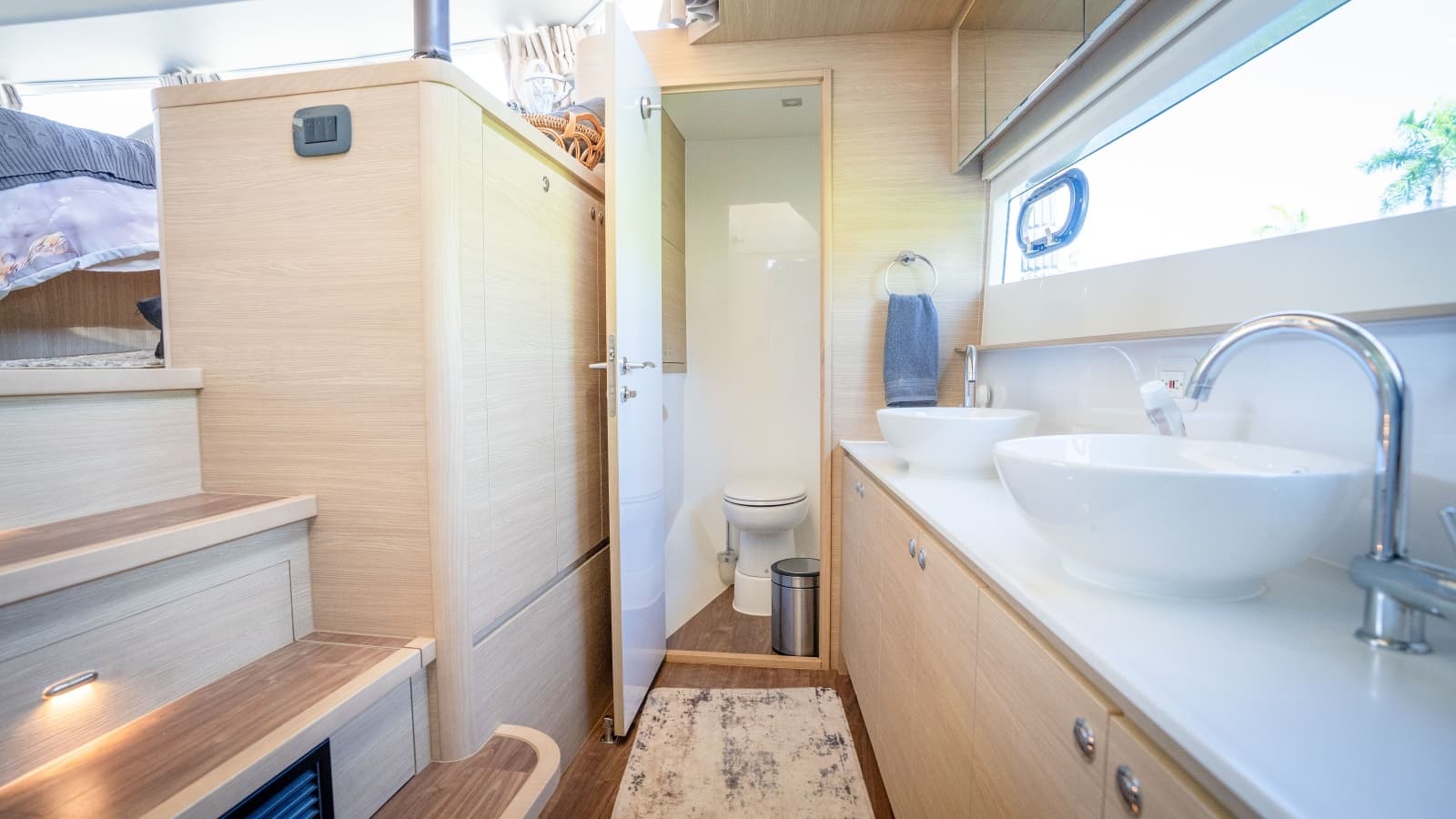 2025 Aquila 54 Yacht - Photo 36