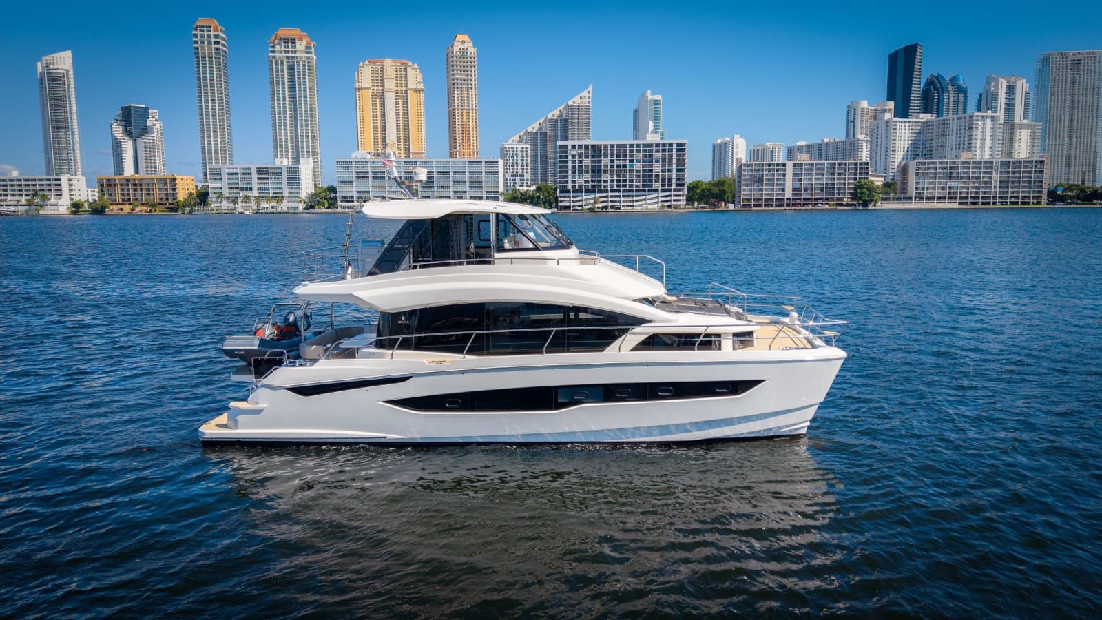 2025 Aquila 54 Yacht - Photo 1
