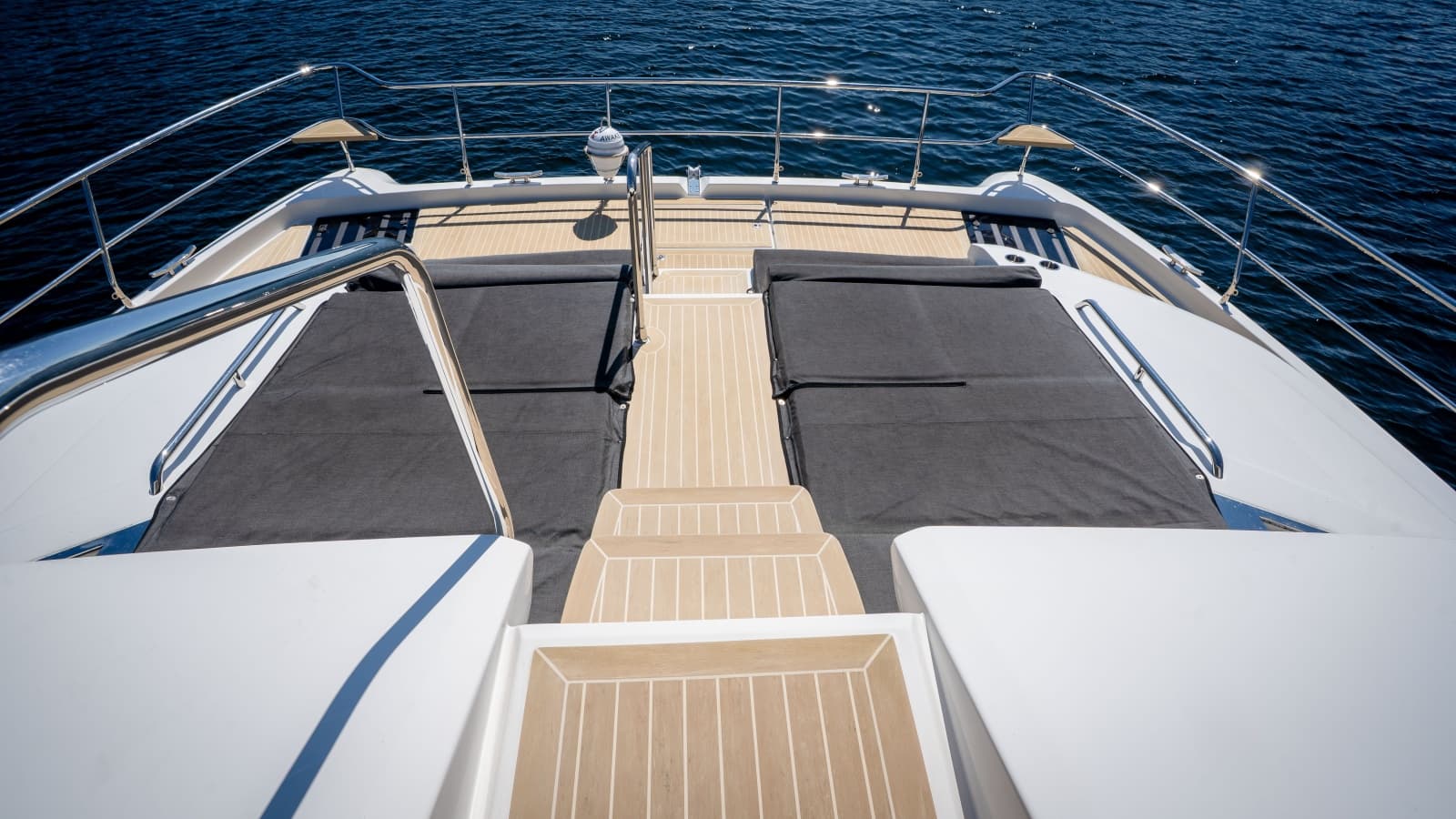2025 Aquila 54 Yacht - Photo 11