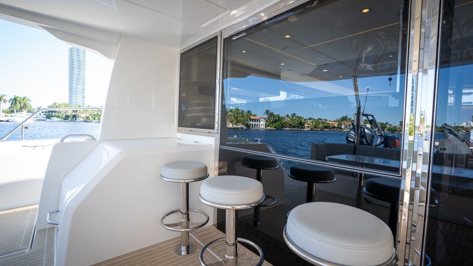 2025 Aquila 54 Yacht - Photo 25