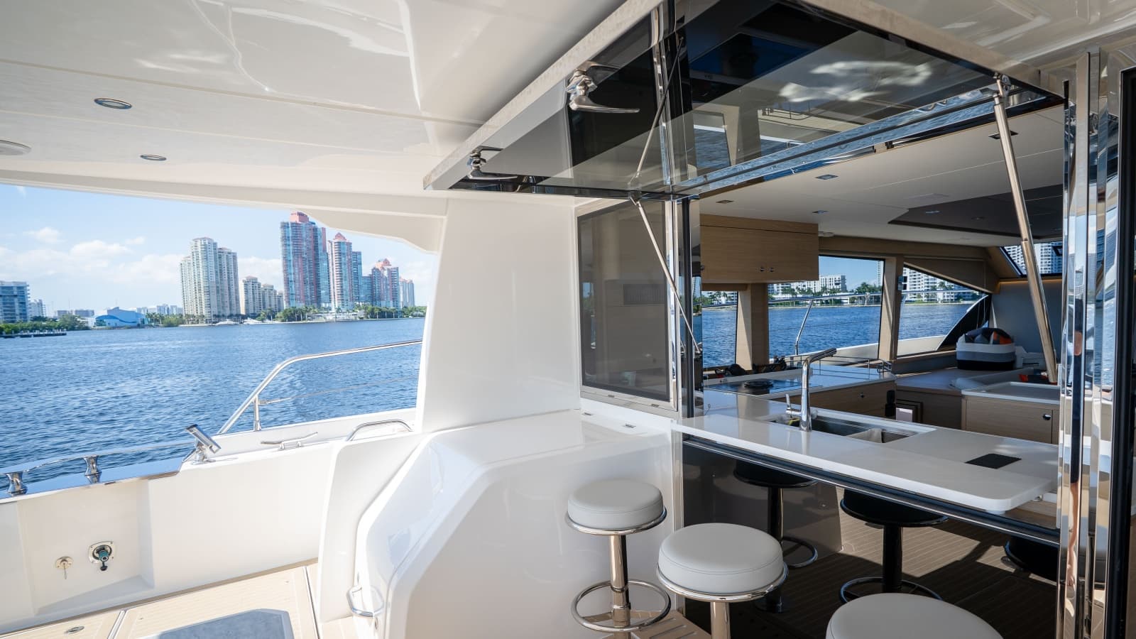 2025 Aquila 54 Yacht - Photo 26