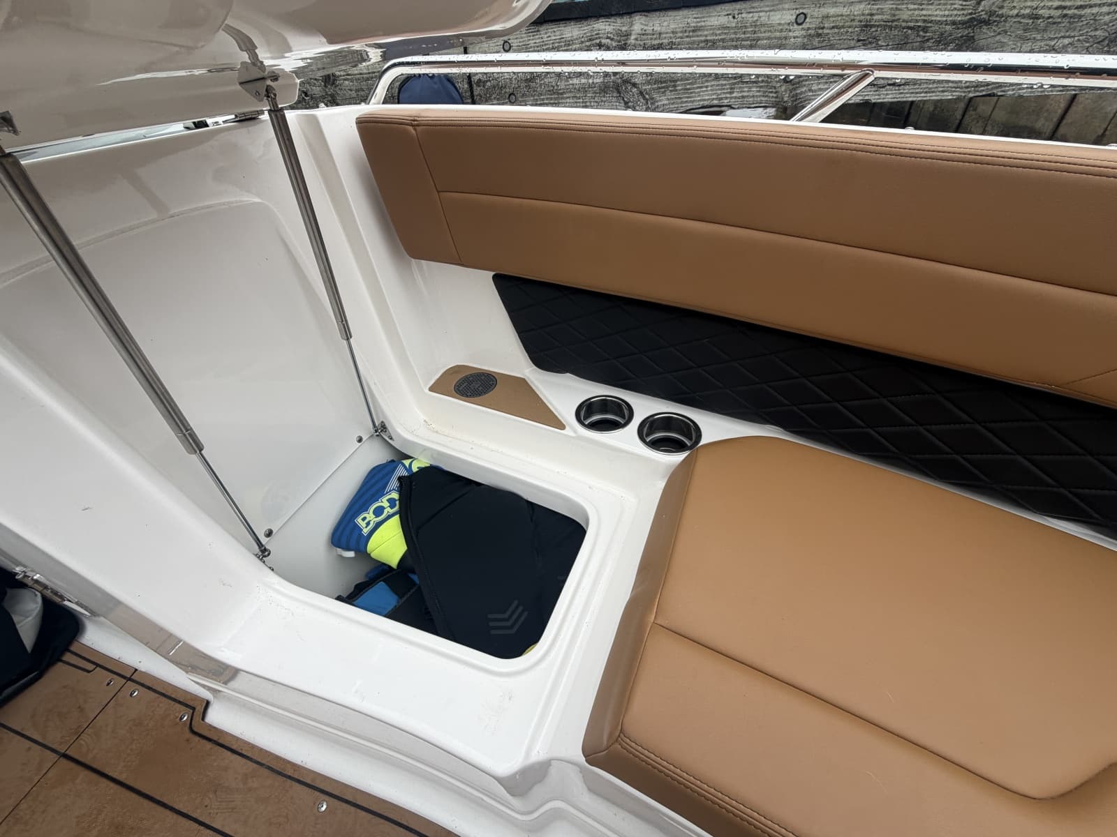 2025 Chaparral 267 SSX - Photo 10