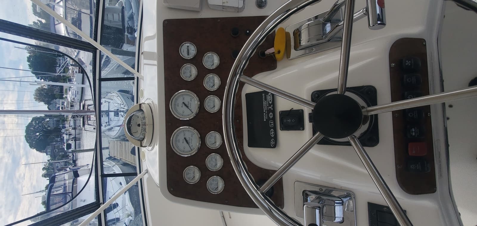 2003 Silverton 38 Convertible - Photo 13