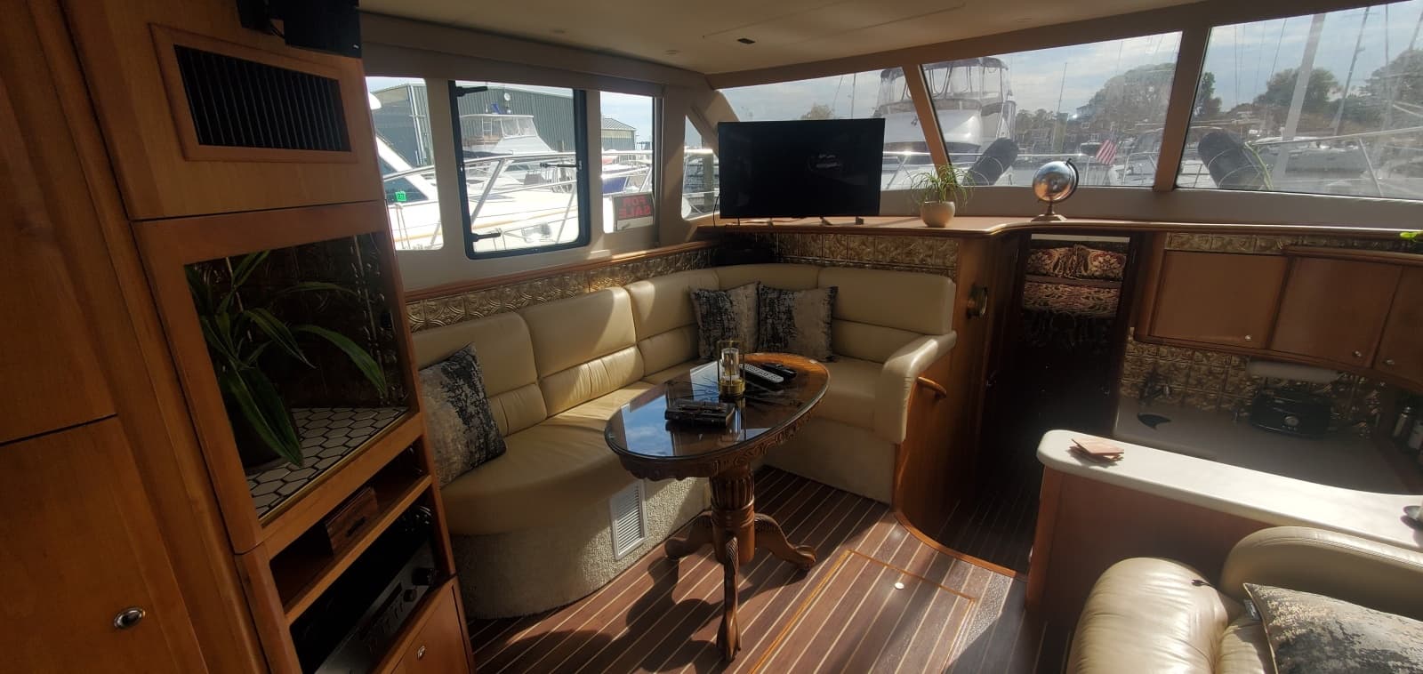2003 Silverton 38 Convertible - Photo 20
