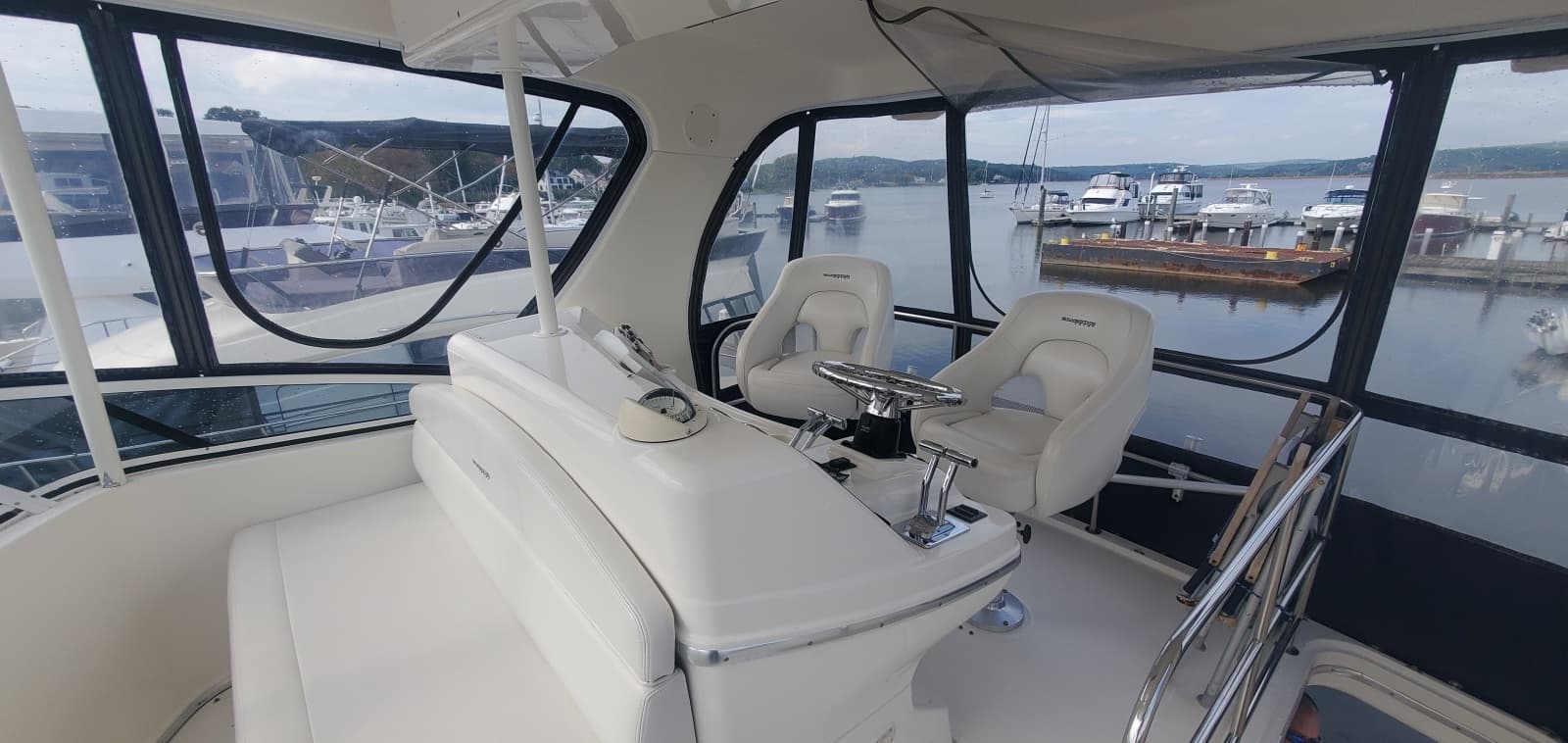 2003 Silverton 38 Convertible - Photo 12