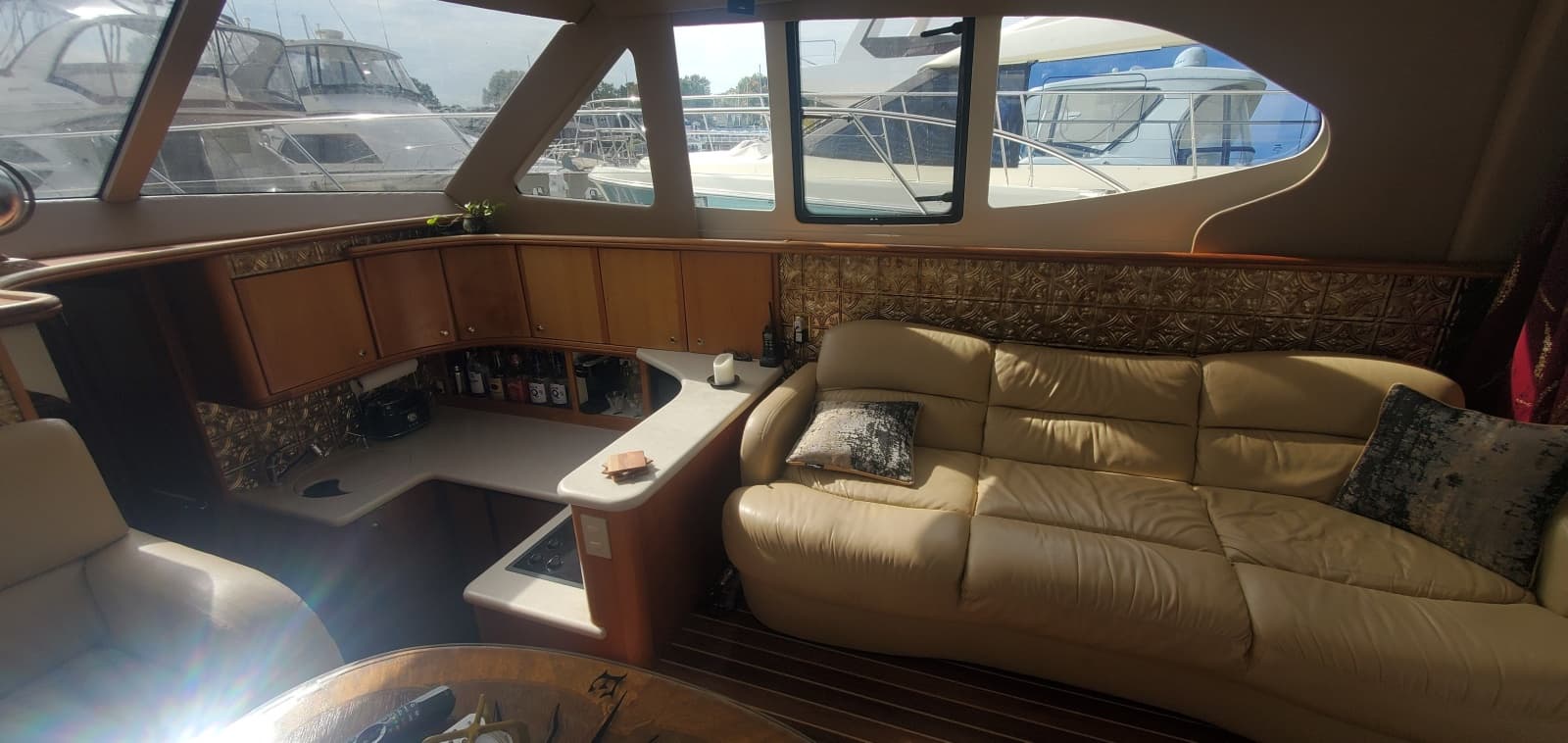 2003 Silverton 38 Convertible - Photo 22