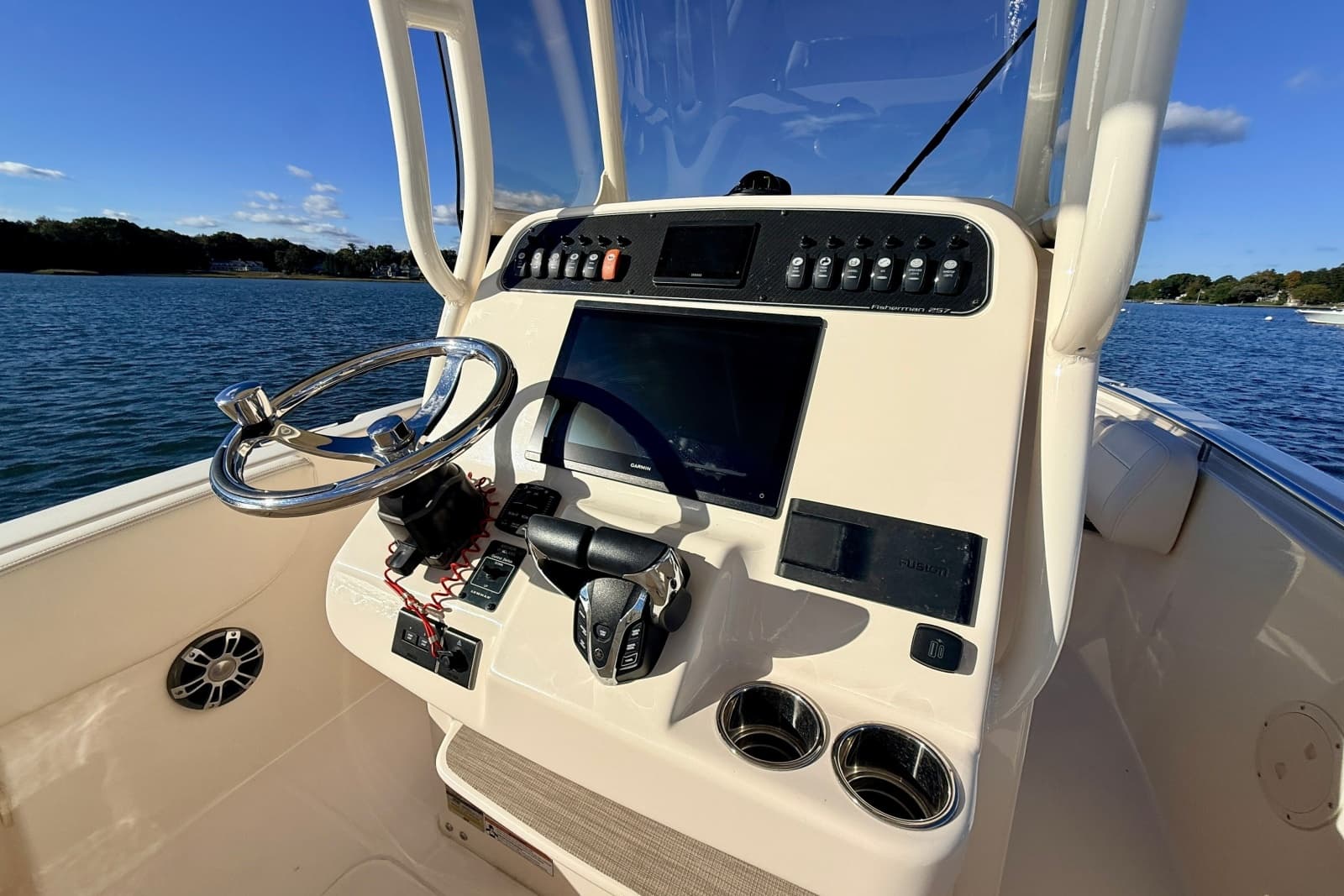 2025 Grady-White Fisherman 257 - Photo 14