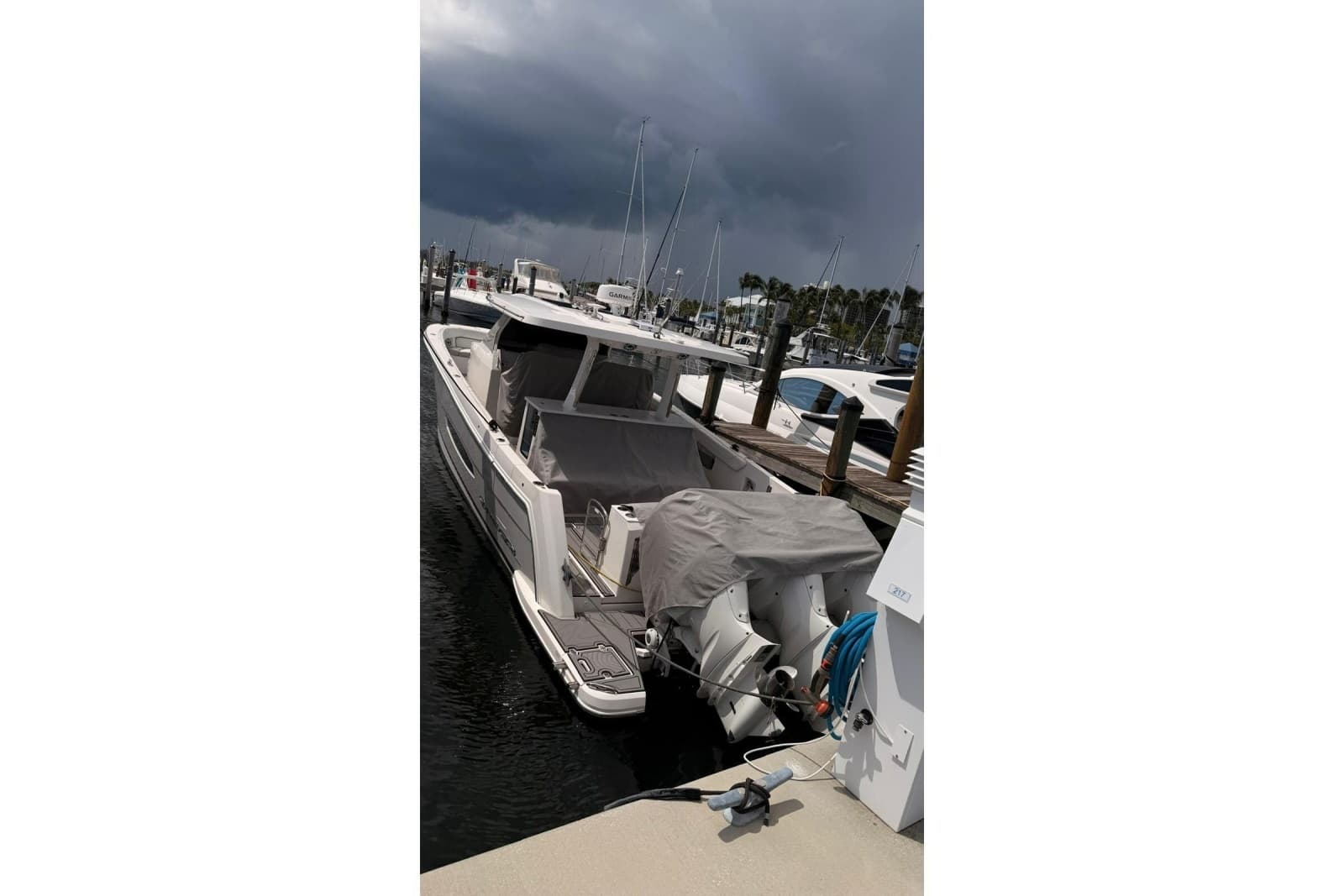 2020 Regal 38 SAV - Photo 12