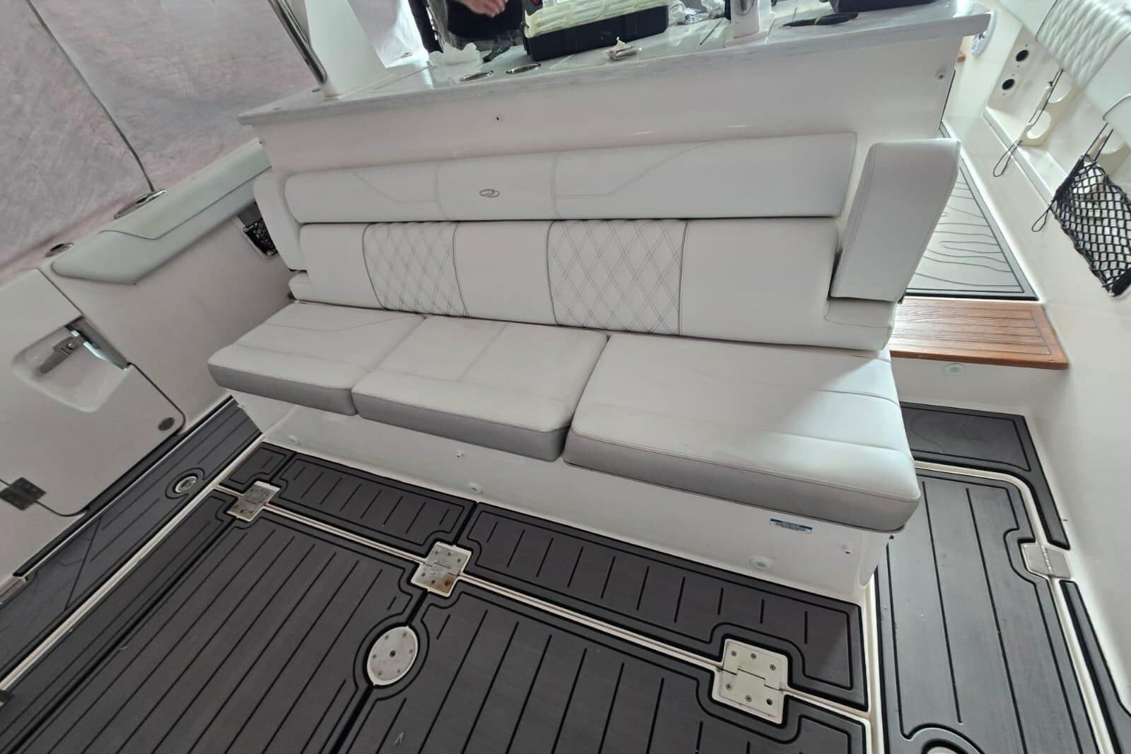 2020 Regal 38 SAV - Photo 57