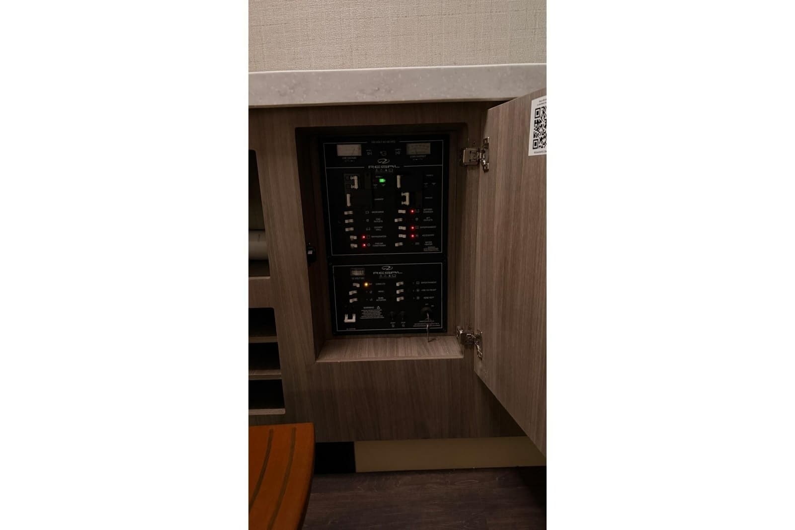 2020 Regal 38 SAV - Photo 50