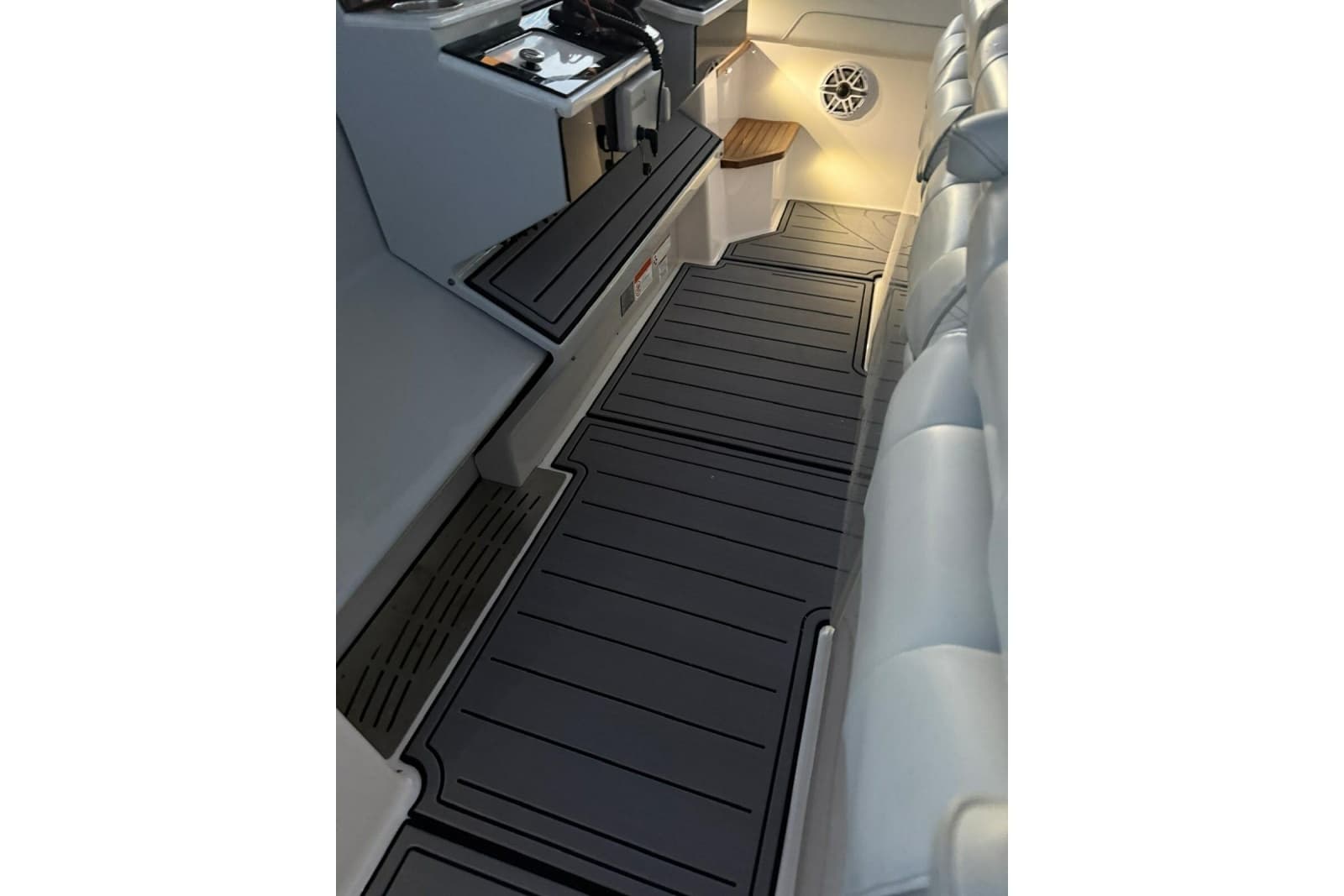 2020 Regal 38 SAV - Photo 34