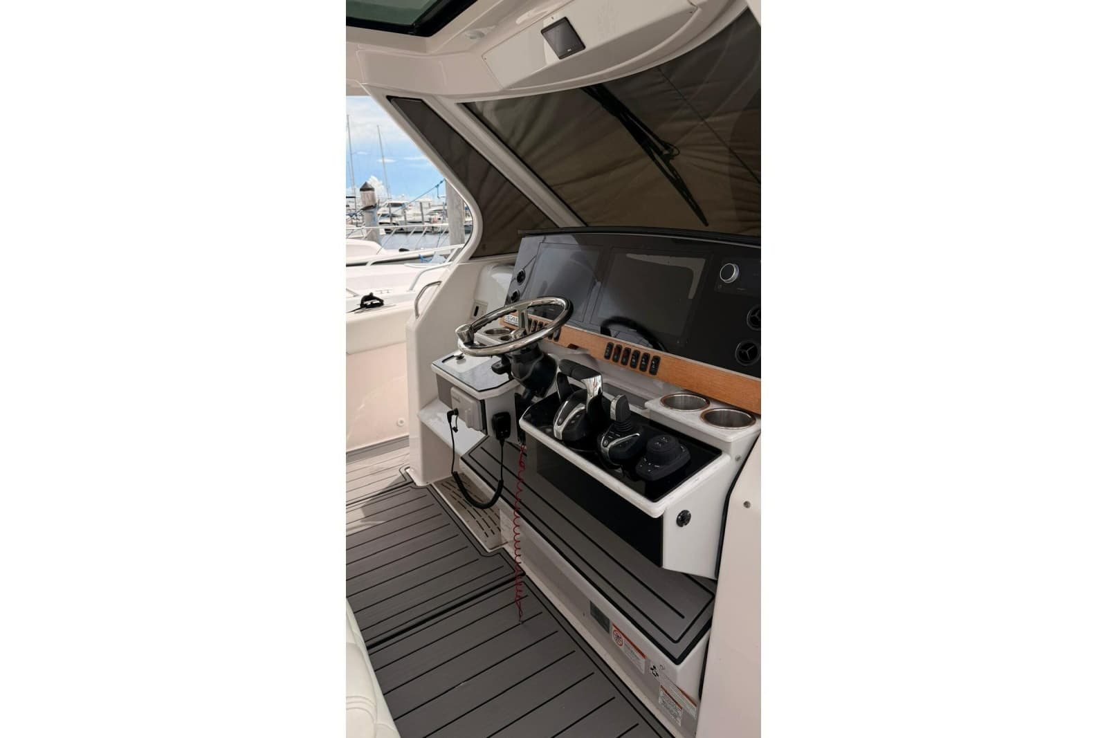 2020 Regal 38 SAV - Photo 46