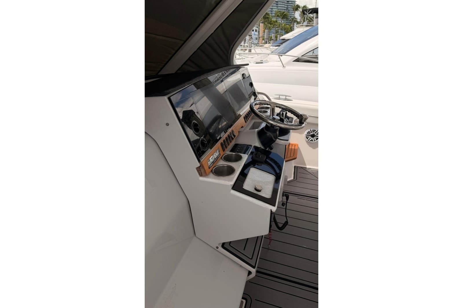 2020 Regal 38 SAV - Photo 39